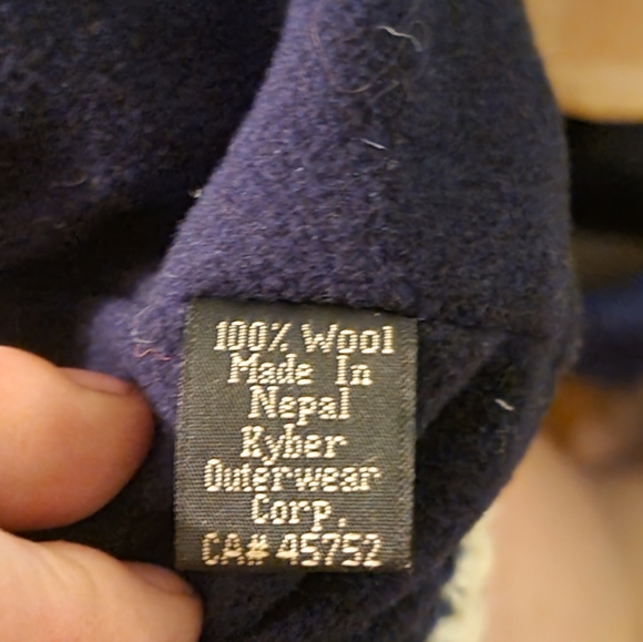 Kyber 100% Wool Winter Hat - Picture 3 of 3